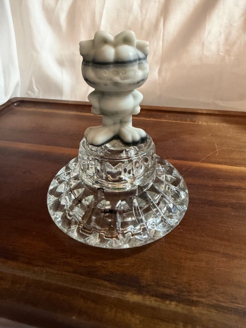 Taji Stone Garfield Crystal Carving